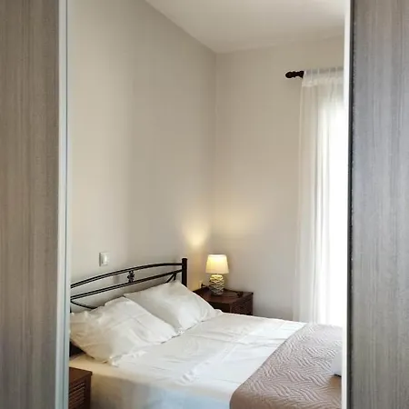 D'angelos Appartamento Karavomylos