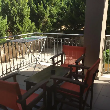 Apartment D'angelos Karavomylos