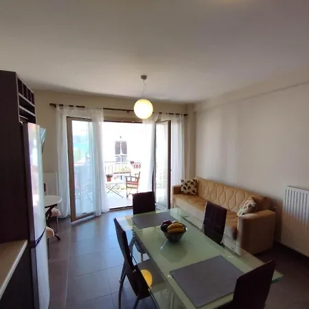 Apartment D'angelos Karavomylos