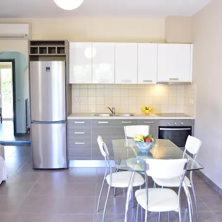 D'angelos Apartment