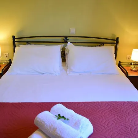 Apartment D'angelos Karavomylos