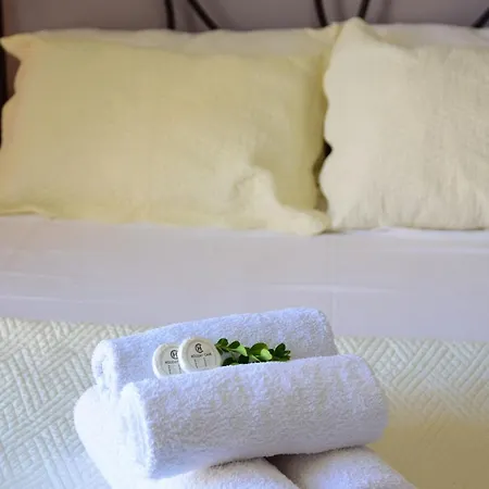 D'angelos Daire Karavomylos