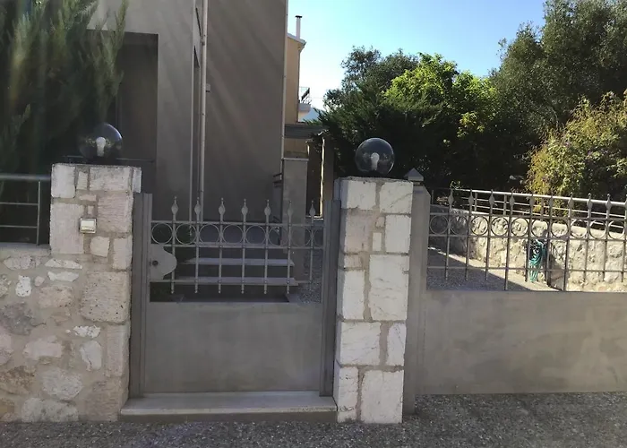 D'angelos * Karavomylos