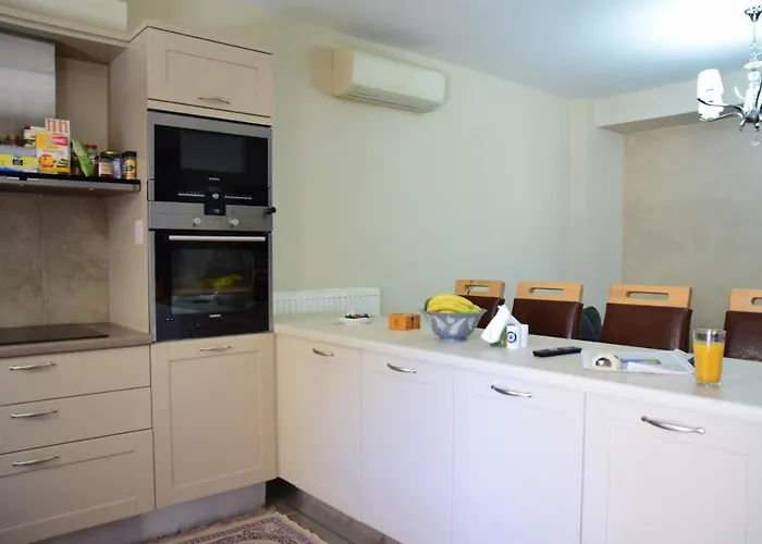 D'angelos Apartament *
