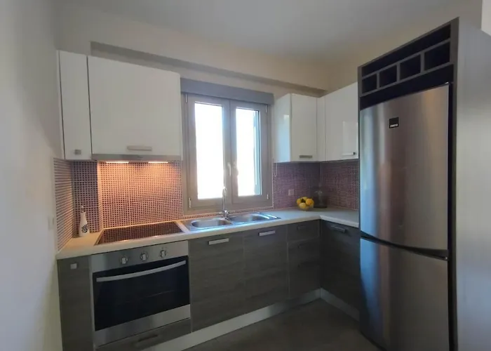 D'angelos Apartament *