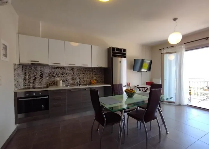 D'angelos Apartament Karavomylos