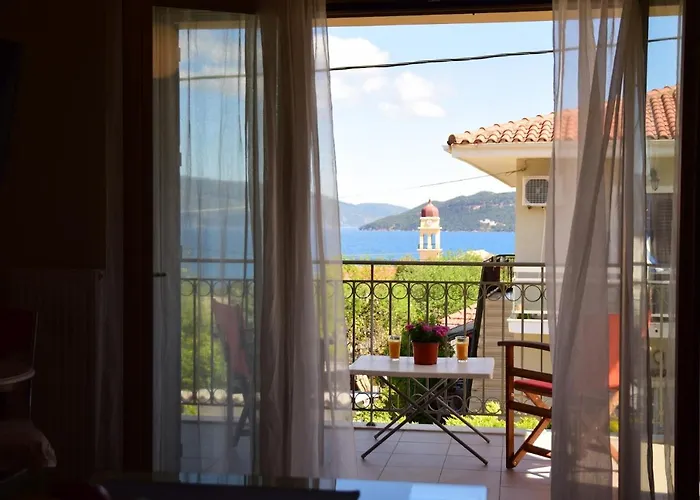 Apartament D'angelos Karavomylos